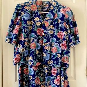 Special Effects Blouse and matching skirt!